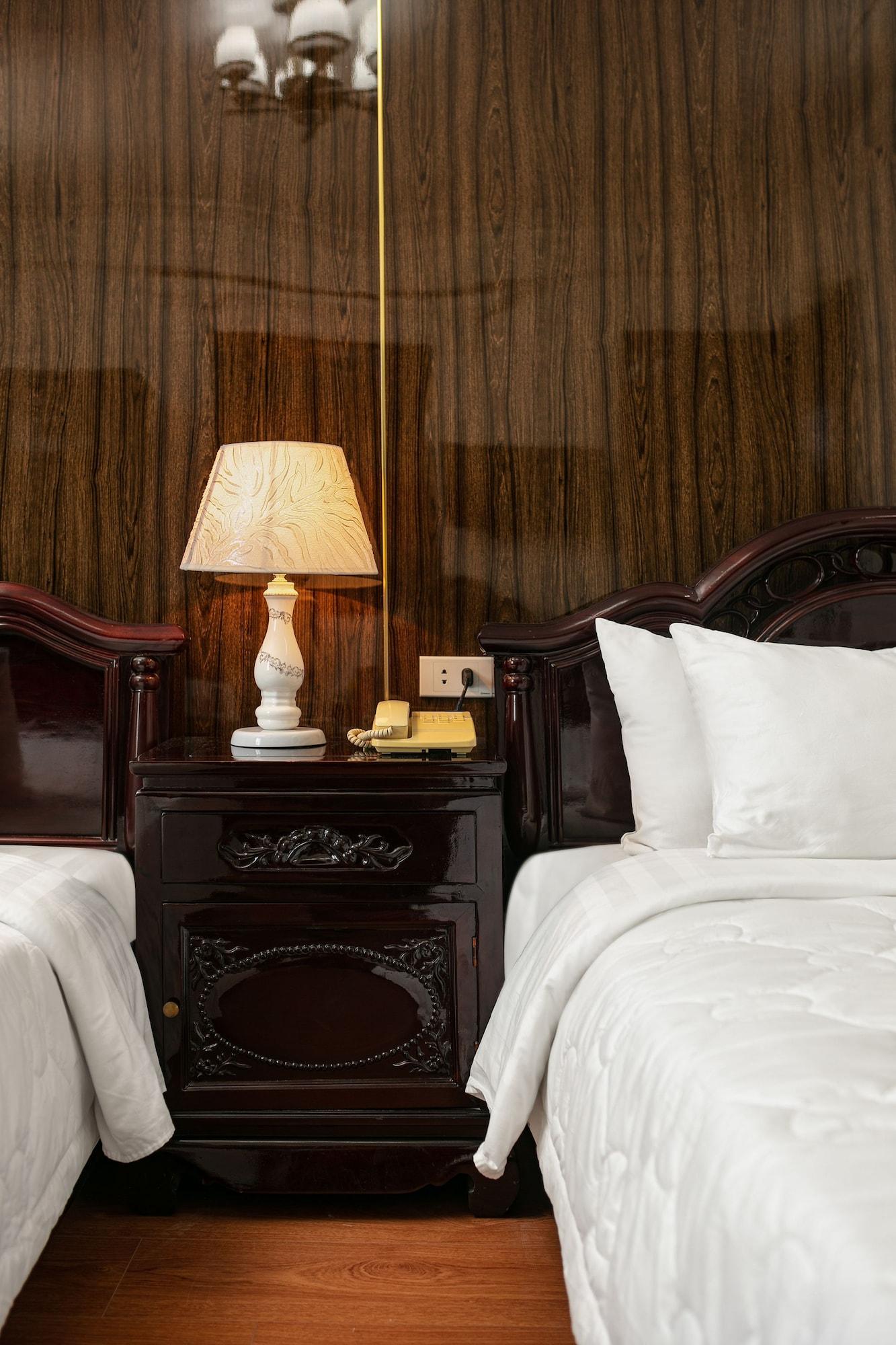 Khách sạn Little Diamond 3*