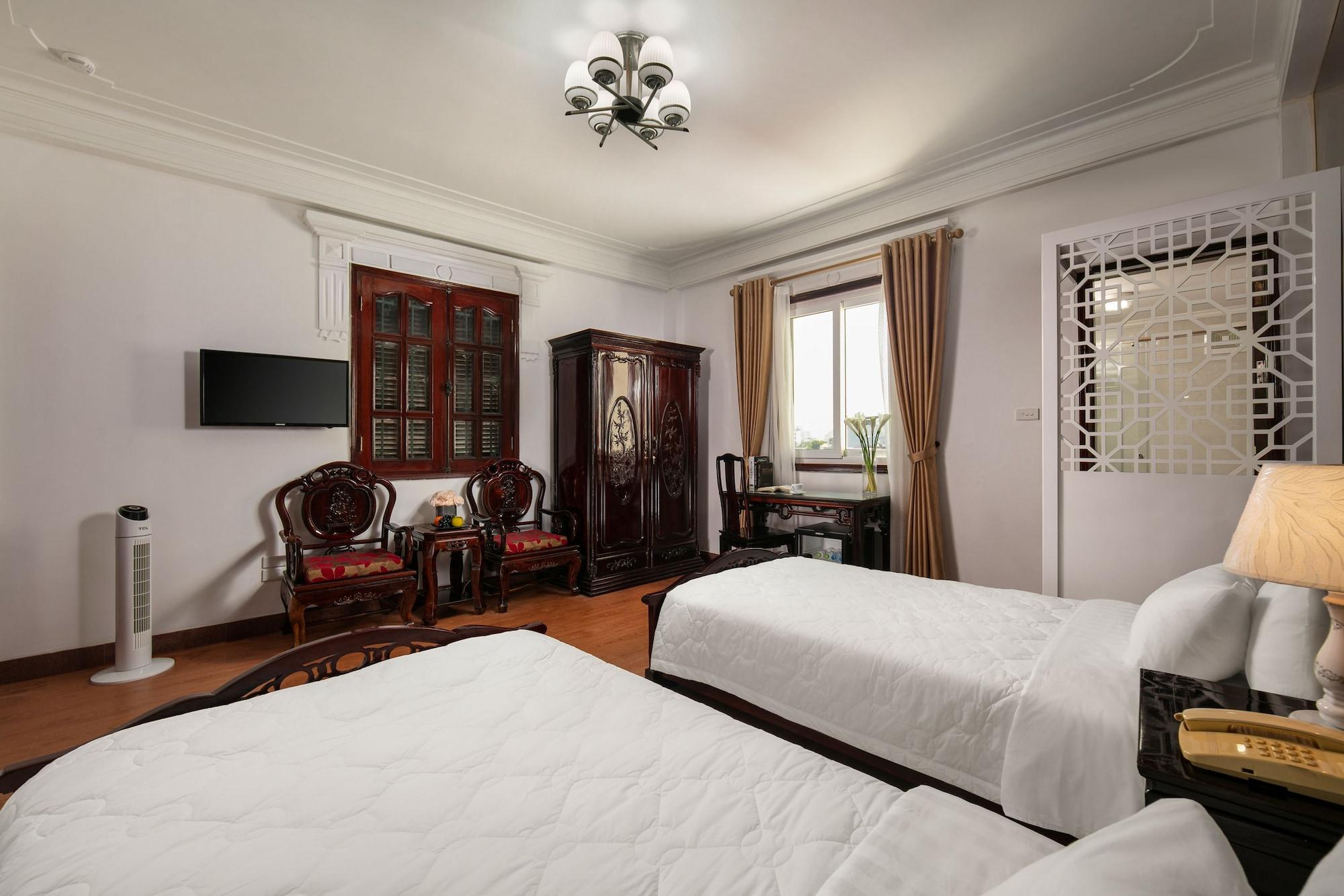 Little Diamond Hotel 3*